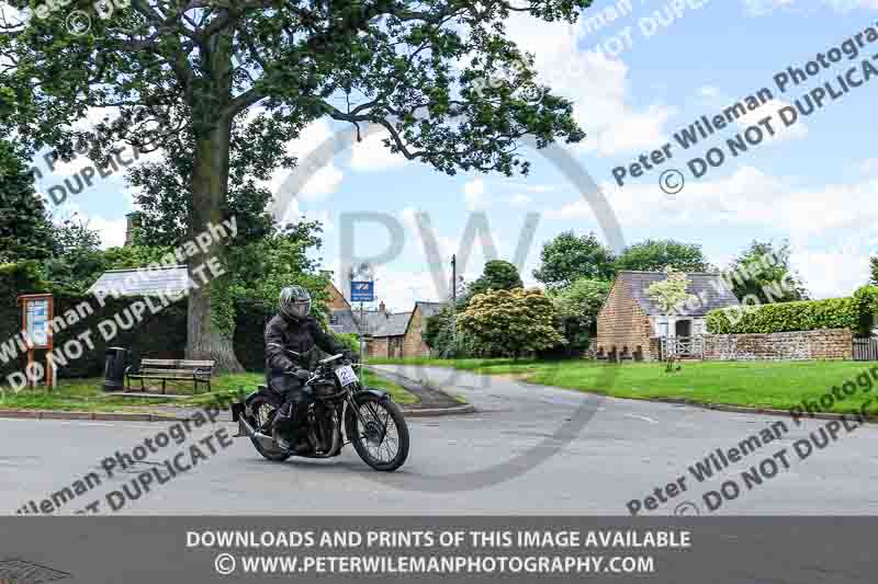 Vintage motorcycle club;eventdigitalimages;no limits trackdays;peter wileman photography;vintage motocycles;vmcc banbury run photographs